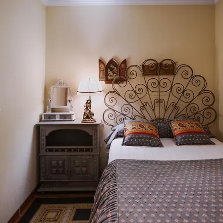 Casa Rural * أوليفيرا دو بايرو